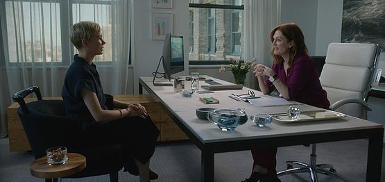 Julianne Moore and Michelle Williams in After the Wedding