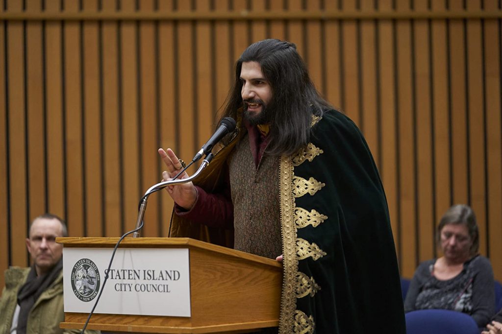 loud and clear reviews What We Do in The Shadows