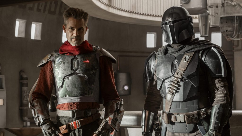 Timothy Olyphant and The Mandalorian (Pedro Pascal) in THE MANDALORIAN