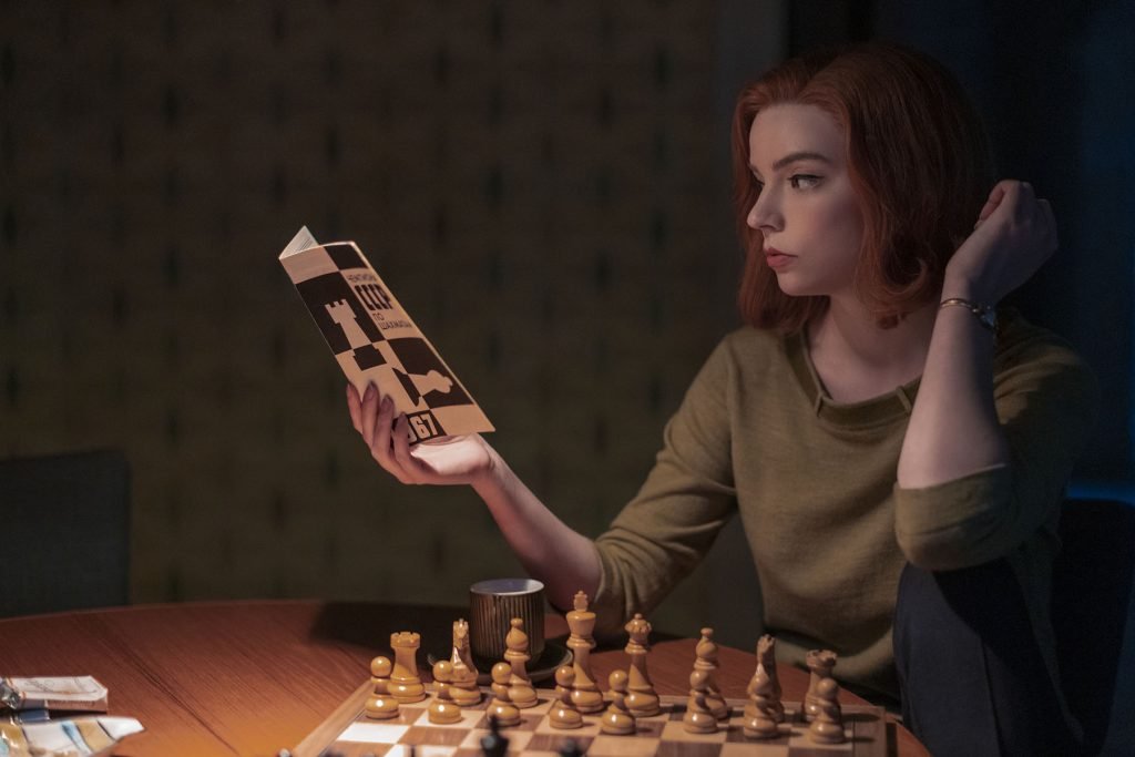loud and clear reviews the queens gambit chess
