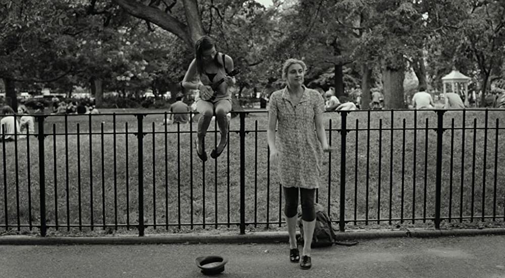 loud and clear reviews Frances Ha Navigating Your Twenties is Hard, and That’s Okay noah baumbach