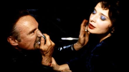 loud and clear reviews blue velvet david lynch film