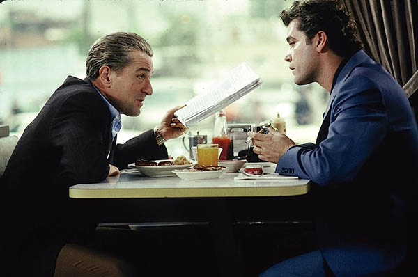 robert de niro ray liotta table scene