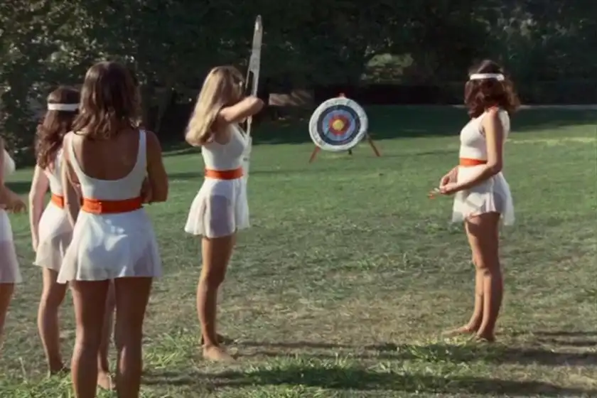 target practice in Episode 5 of Wonder Woman (1975)