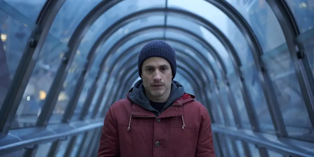 Gael Garcia Bernal in a tunnel in the film Another End