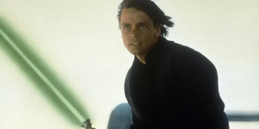 Luke Skywalker holds a green lightsaber in Star Wars: Episode VI – Return of the Jedi