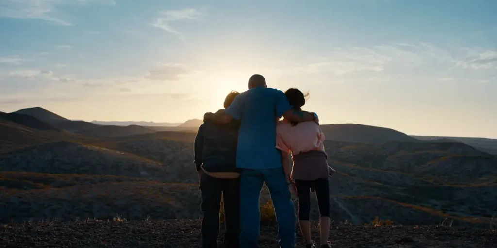 Kimaya Thais Limon, René “Residente” Pérez Joglar, and Allison Salinas in IN THE SUMMERS