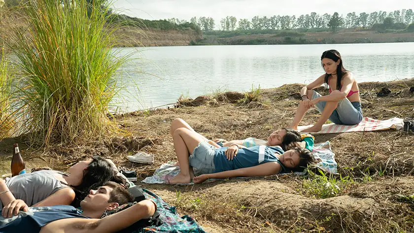 Dolores Oliverio, Luisa Merelas and Fernanda Echevarría in The Virgin of the Quarry Lake