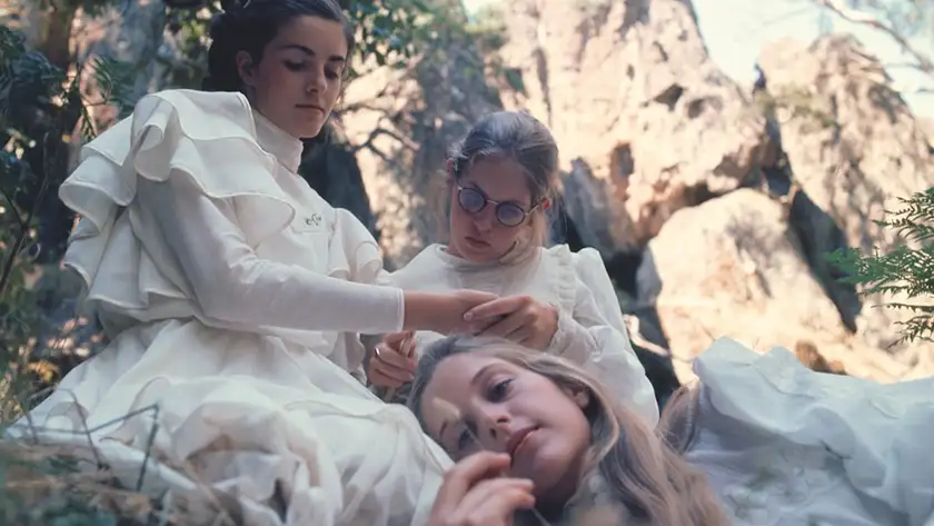 Anne-Louise Lambert, Karen Robson and Jane Vallis in Picnic at Hanging Rock (1975)