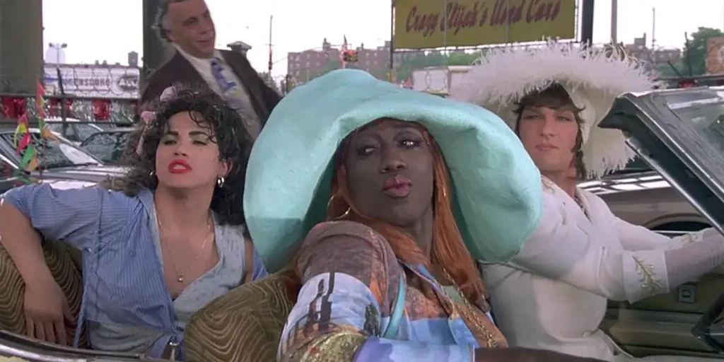 John Leguizamo, Wesley Snipes, and Patrick Swayze in To Wong Foo, Thanks for Everything! Julie Newmar