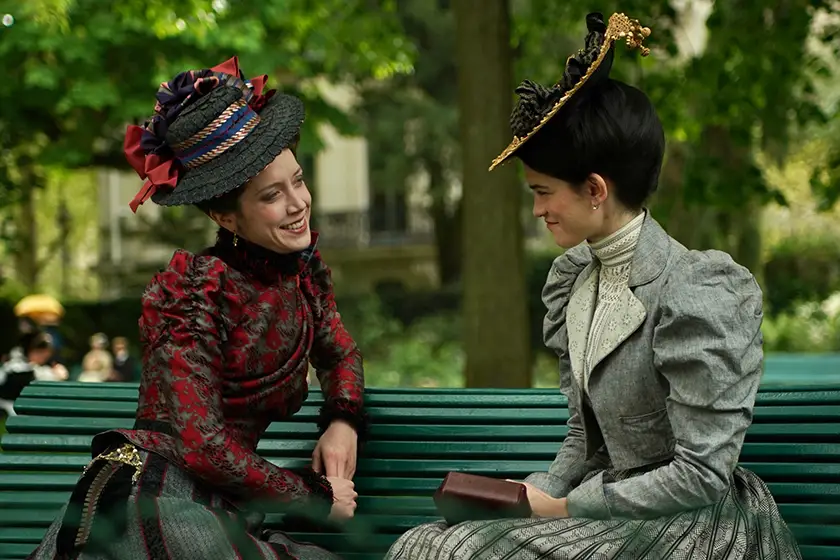 Sara Giraudeau and Suzanne Lindon in Colours of Time (La Venue de L’Avenir)