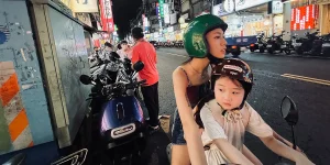 Janel Tsai and Nina Ye on a motorbike in Left-Handed Girl