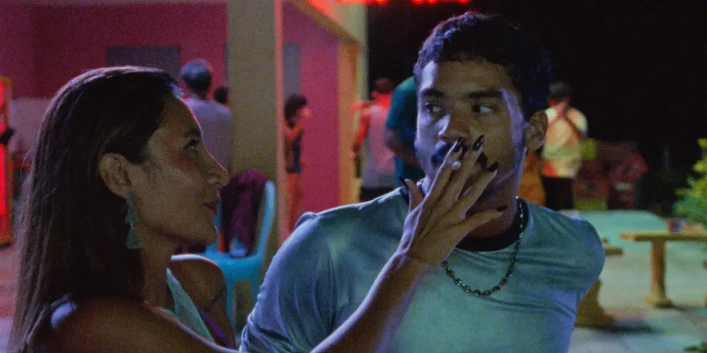 Iago Xavier and Nataly Rocha in Motel Destino
