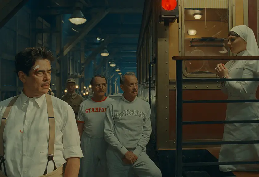 Benicio Del Toro, Bryan Cranston, Tom Hanks and Mia Threapleton in The Phoenician Scheme