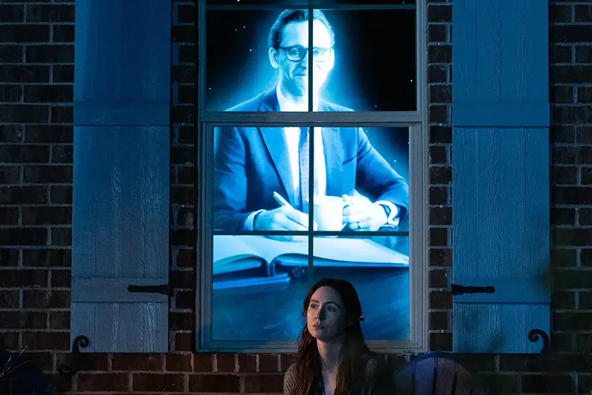 Karen Gillan and Tom Hiddleston in The Life of Chuck, whose movie and ending are explained in this article
