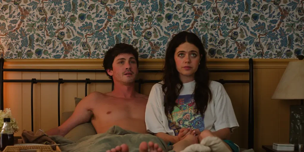 Logan Lerman and Molly Gordon in Oh, Hi!