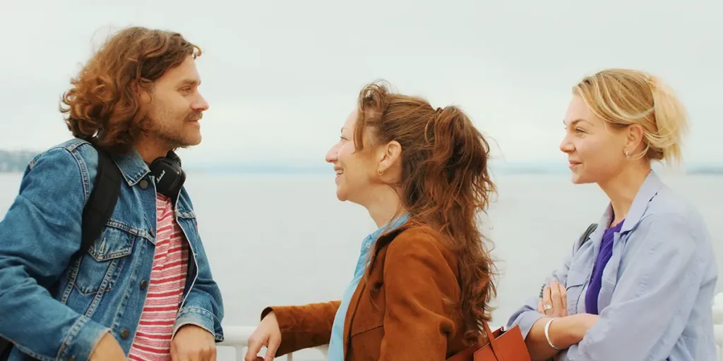 Tayo Cittadella Jacobsen, Andrea Bræin Hovig and Marte Engebrigtsen in a still from Dag Johan Haugerud's Love (Kjærlighet)