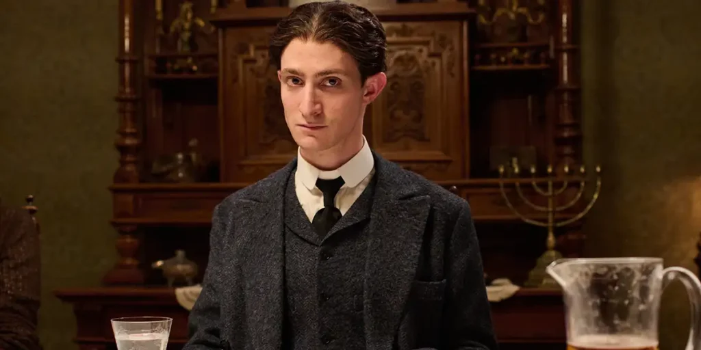 Idan Weiss is Franz Kafka in Franz (2025)
