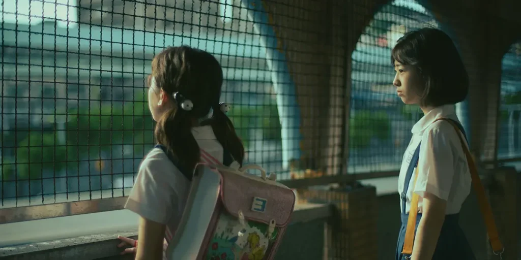 Bai Xiao-Ying and Lin Pin-Tung in Girl (Nühai)
