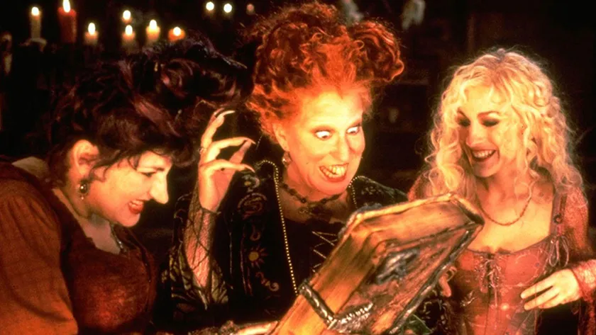 Hocus Pocus (1993), one of the 10 Best Halloween Movies for kids according to Loud And Clear Reviews