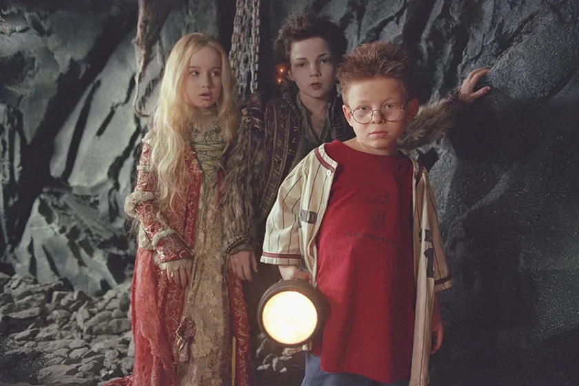 The Little Vampire (2000), one of the 10 Best Halloween Movies for kids according to Loud And Clear Reviews