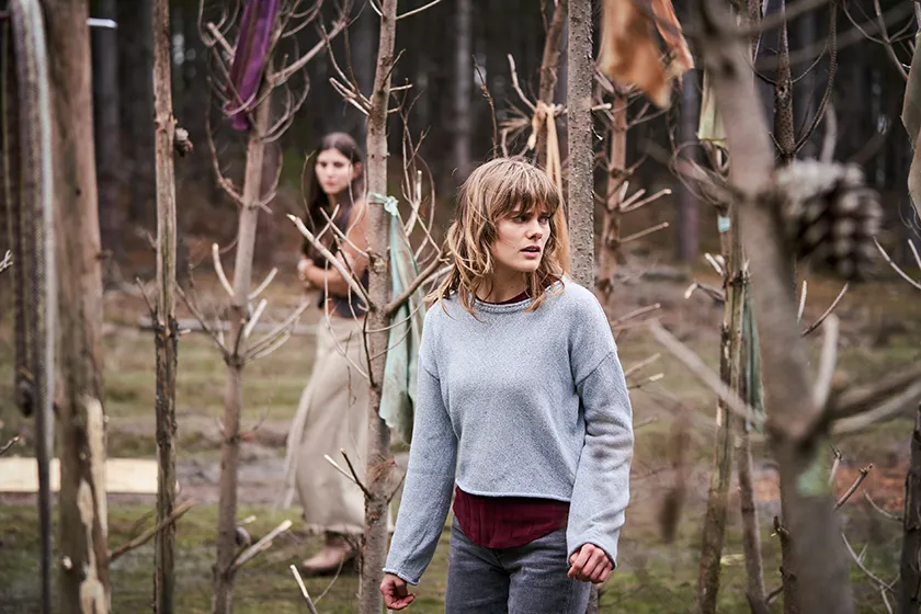 Mia Challis and Elizabeth Cullen in Diabolic