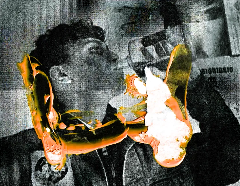 Rámon Gálvez drinks in Matapanki by Diego "Mapache" Fuentes