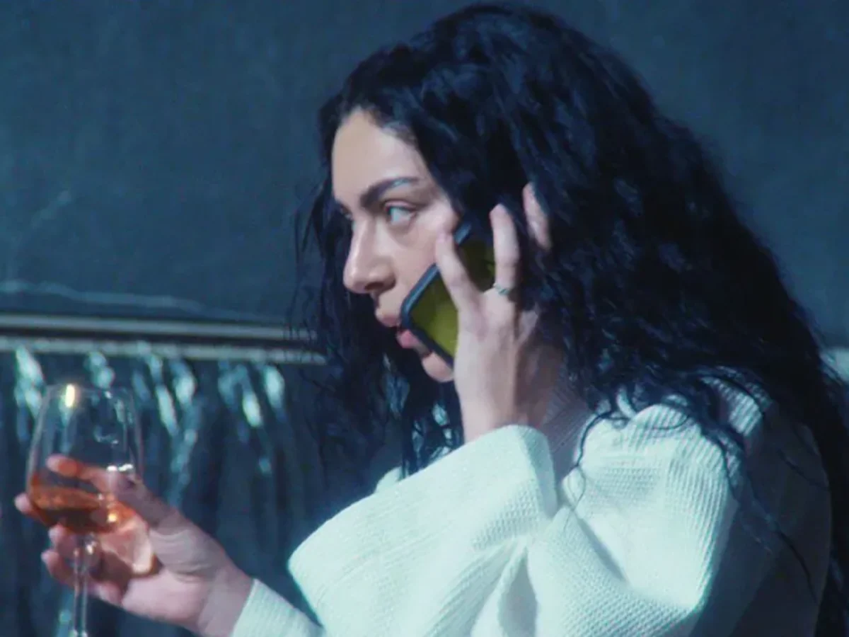 The Moment Review: Pop Stardom Purgatory - Loud And Clear Reviews