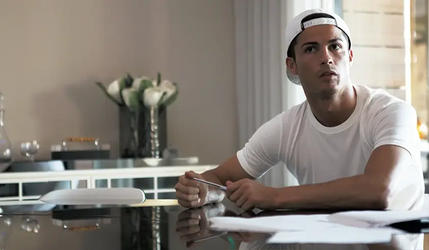 Ronaldo, one of the 10 best movies about football players to watch ahead of the FIFA World Cup according to Loud and Clear Reviews